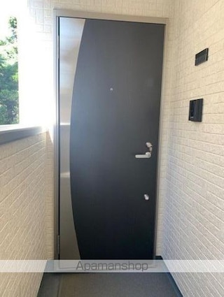 ブエナメゾン京成小岩[1R/18.84m2]の玄関