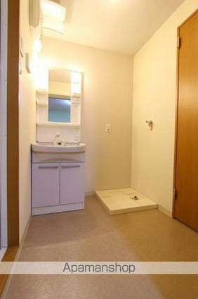 ＳＥＮＴＩＡ・ＷＥＳＴ[1LDK/32.27m2]の洗面所