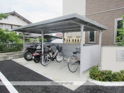 長野県長野市大字富竹[2LDK/56.92m2]の共用部1