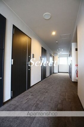 神奈川県横浜市南区二葉町１丁目[1K/27.5m2]のロビー