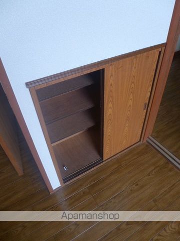 コーポ向イ山Bの内装写真