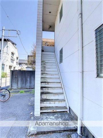 ハイツこやま峰 2号棟の玄関写真