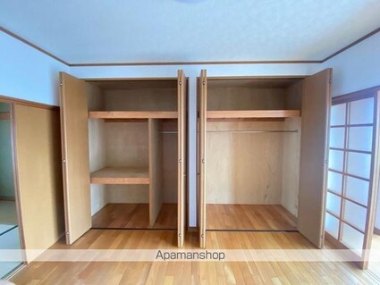 香川町川東上Ｓ邸[3K/74.32m2]の収納