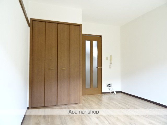 コンティニューの内装写真
