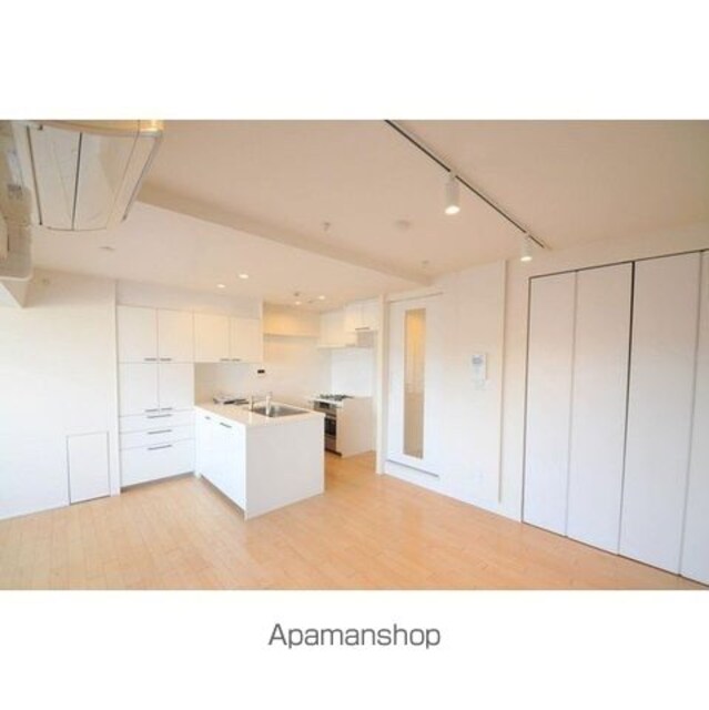 ハイホーム市ヶ谷[1LDK/53.72m2]のリビング・居間