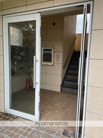 セントラルヒルズBの玄関写真