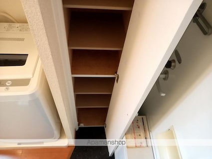 レオパレス葉音[1K/22.35m2]の玄関