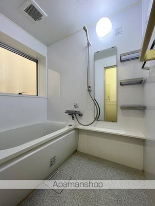 東京都新宿区山吹町[2LDK/81m2]のトイレ