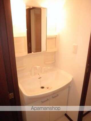 東京都台東区下谷１丁目[1LDK/42m2]の洗面所