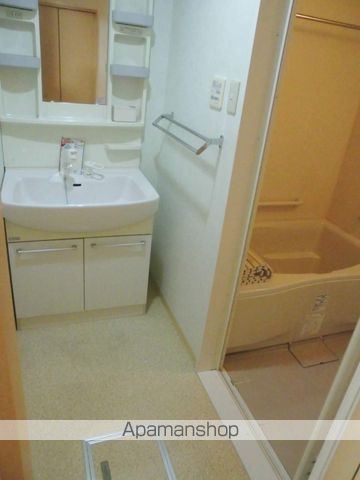クリスタルなかもずの内装写真