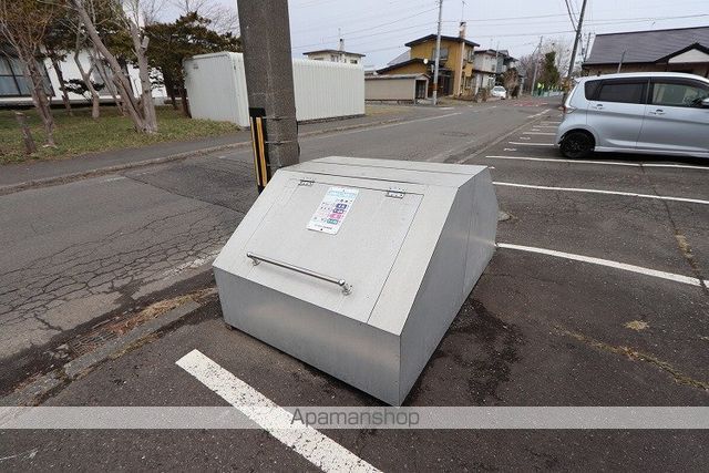 ロイヤルハイム宮前Bの外観写真