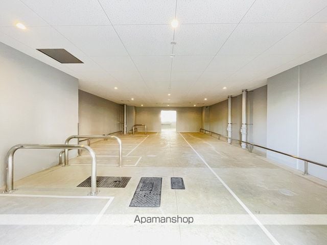 L&Cレジデンス鶴舞公園の玄関写真