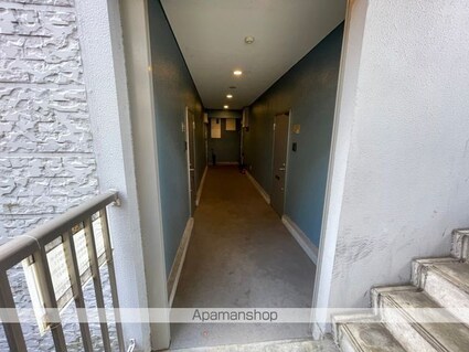 プリマヴェーラ狭間[2K/37.74m2]のエントランス