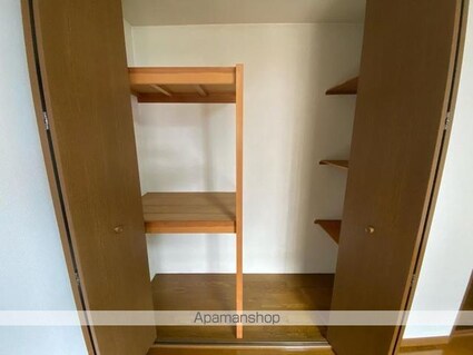 ローテンブルグⅥ[1K/26m2]の収納