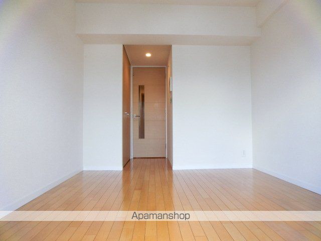 URESIDENCE淀屋橋の内装写真
