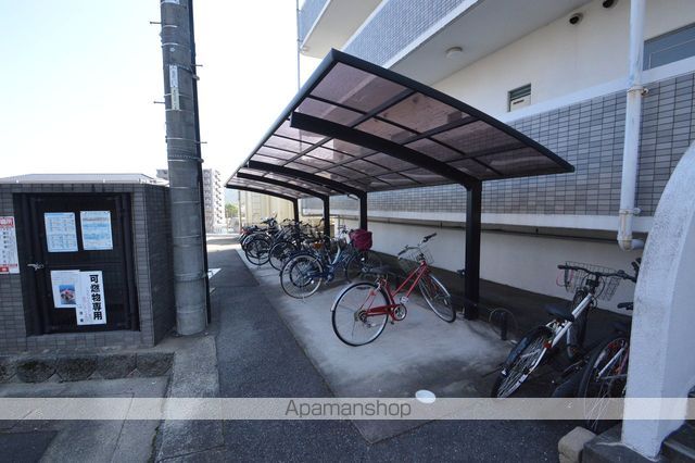 マンションリュウIの外観写真