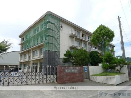 愛媛県松山市北吉田町[2DK/44.34m2]の周辺4