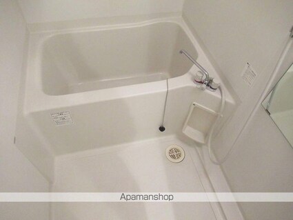 岩手県盛岡市新田町[2DK/38.76m2]のバス