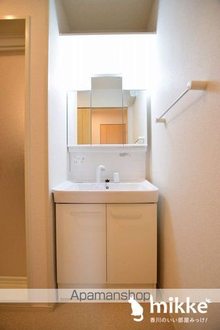 ロイヤルカーサIの内装写真