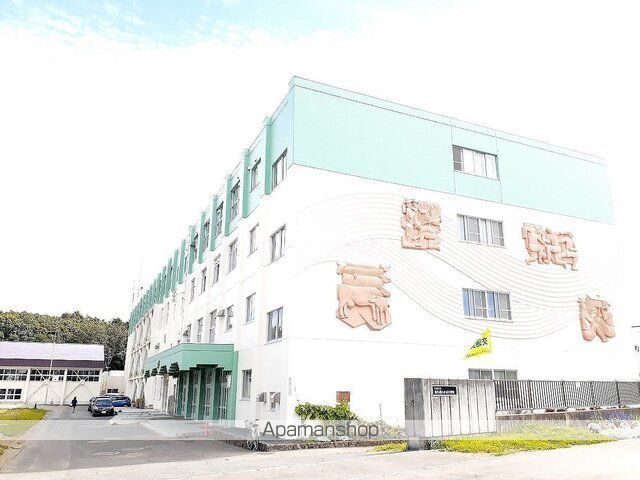 クレストールIIIの周辺写真