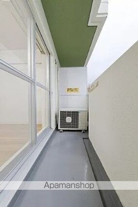ウィンベルソロ高砂第２[1R/15.52m2]のバルコニー