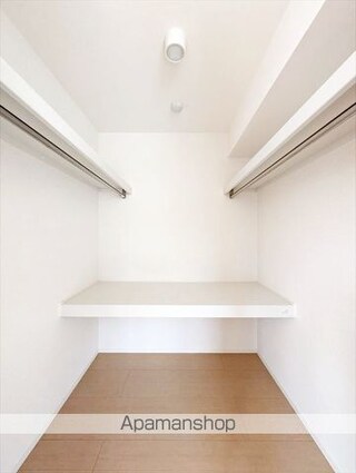 シャルム　Ｂ棟[3LDK/72.11m2]の収納