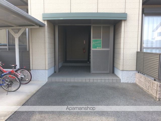 アダージョン C棟の外観写真
