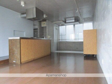 東京都中野区中央５丁目[1R/33.43m2]のリビング・居間