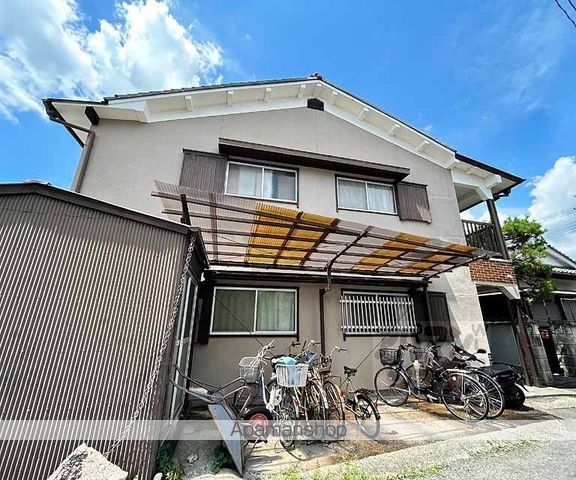 高田荘の外観写真