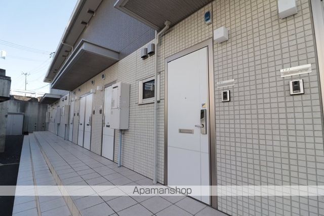 シープタウン Aの玄関写真