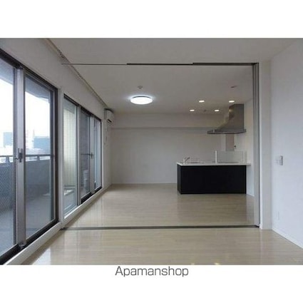 愛知県名古屋市東区泉３丁目[2LDK/59.33m2]のリビング・居間