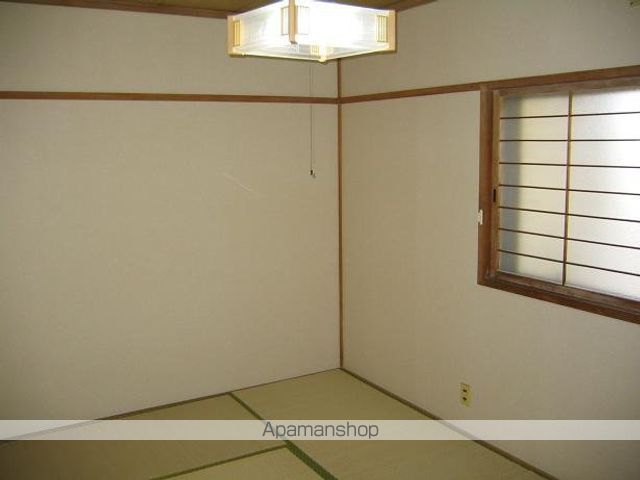 EW GRADE-1の内装写真