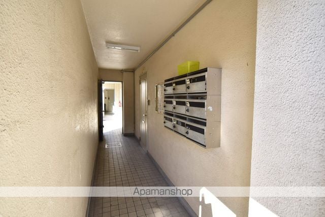 森脇マンションの玄関写真