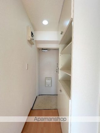 東京都板橋区東新町１丁目[1R/19.5m2]の玄関1