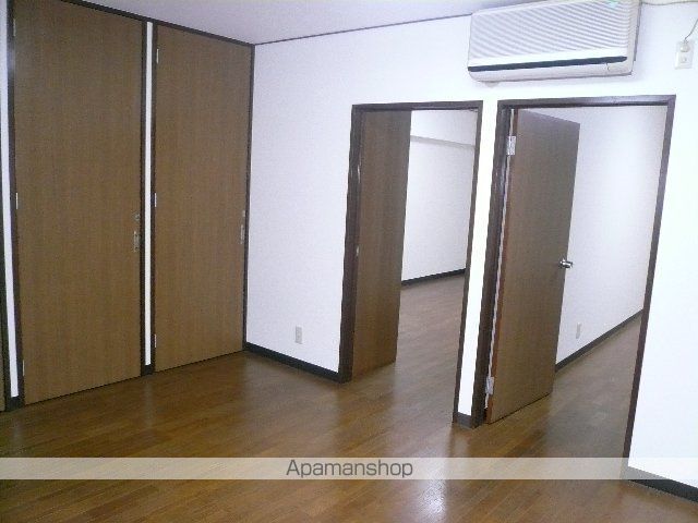大手町マンションの内装写真