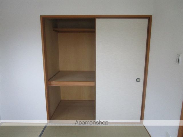 レスト蟹ヶ坂の内装写真