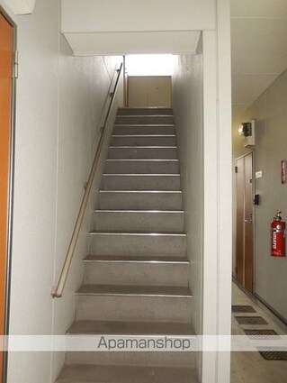 クレフラスト大曽根北Ａ棟[1K/24.09m2]の共用部1