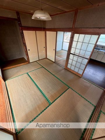 恒松貸家の内装写真