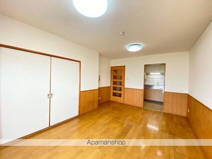 ドルフィン伏石[3LDK/70.68m2]の内装5