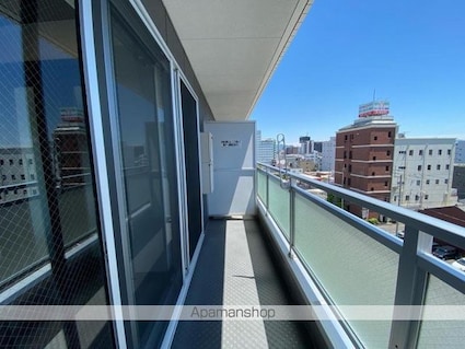 プレシャスタイム本町[1LDK/30.42m2]のバルコニー