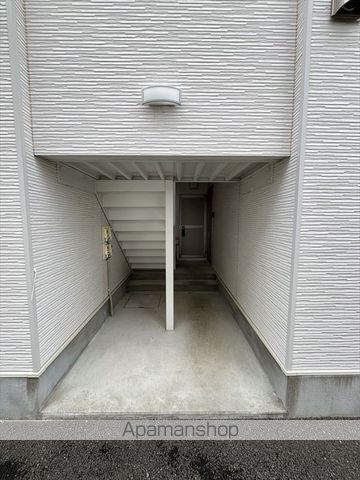 SWANBの玄関写真