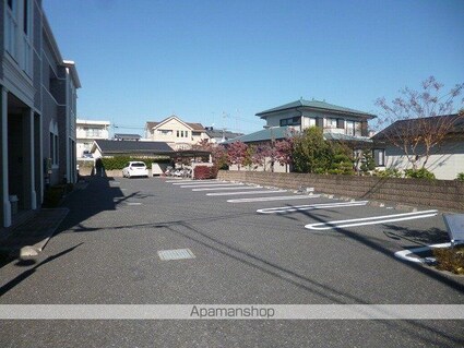 プラム　ツリィ[2LDK/52.89m2]の駐車場1