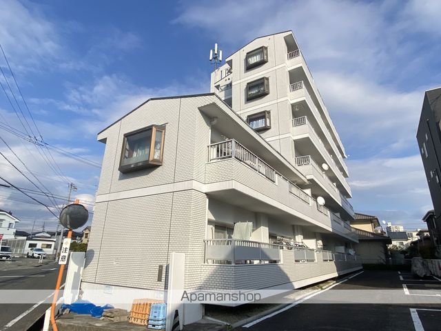 花自紅三郷マンションの外観写真