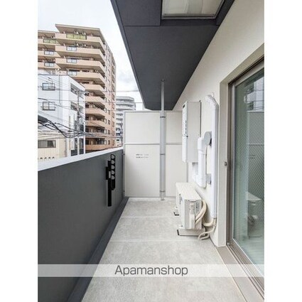 コンフォリア・リヴ関内[1K/27.39m2]のバルコニー