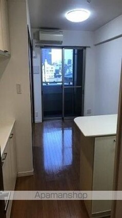 東京都新宿区西新宿８丁目[1DK/32.64m2]のリビング・居間