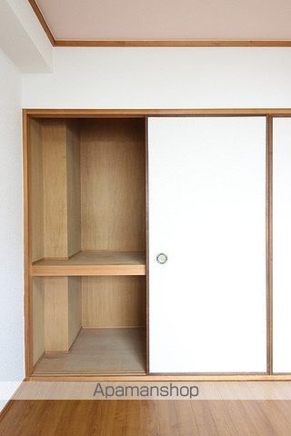 ミタカホーム8番の内装写真