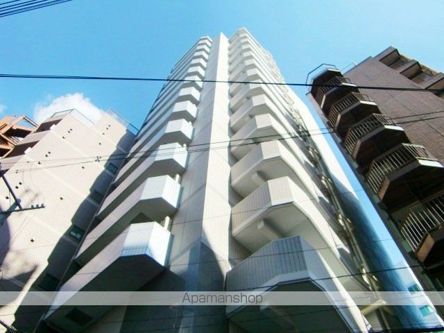 パークフラッツ野田阪神駅前の外観写真