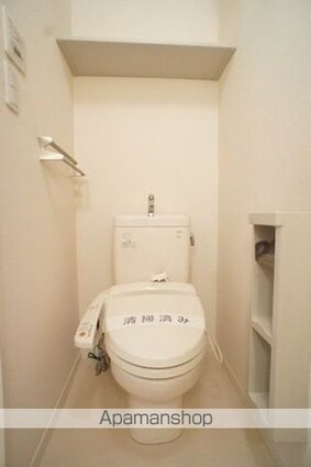 群馬県邑楽郡大泉町坂田５丁目[1LDK/40.2m2]のトイレ