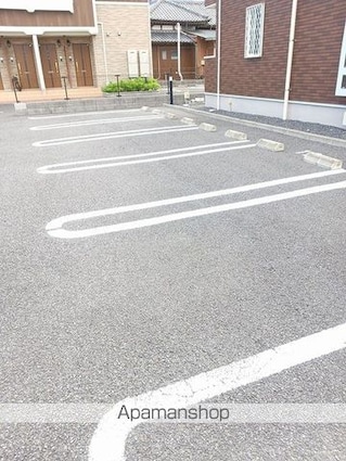 アミ・フラン[1LDK/50.21m2]の駐車場