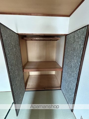 レスト北新川 B棟の内装写真